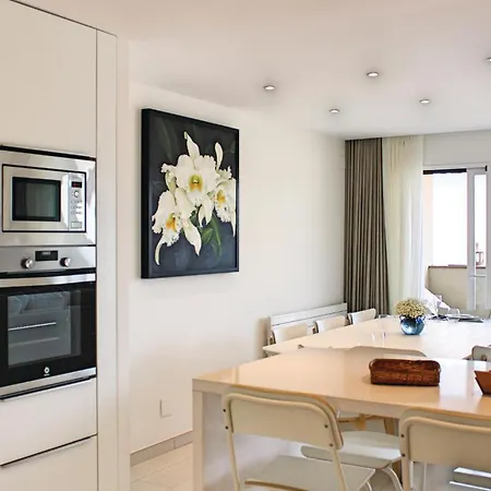 Appartement Amazing In With Kitchen